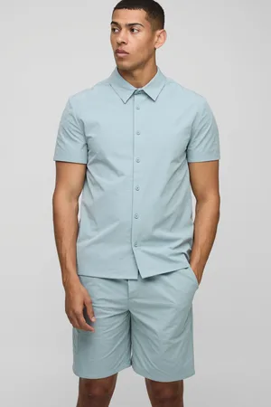 Boohoo Conjunto Regular De Pantalón Corto Cómodo Y Camisa Técnica Elástica