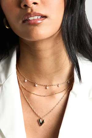 Boohoo Collar A Capas Con Detalle De Corazón