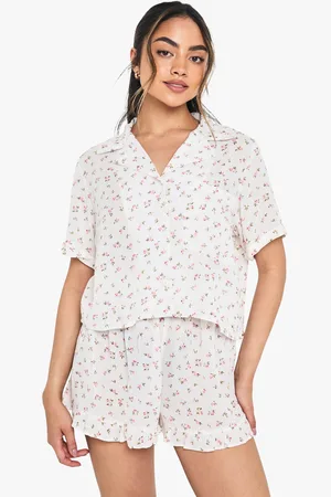 Boohoo Pijama De Pantalón Corto Y Camisa Recta De Estopilla Con Estampado De Flores