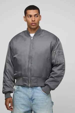Boohoo Chaqueta Bomber Oversize Recta De Nailon Con Curva En El Filo