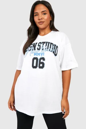 Boohoo Camiseta Plus Oversize Con Estampado Universitario Dsgn Studio