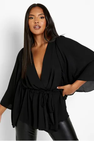 Boohoo Blusa Plus Cruzada Con Volante Y Mangas Anchas