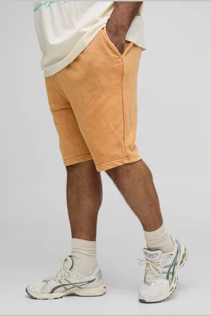 Boohoo Pantalón Corto Plus Holgado De Tela Jersey Con Lavado De Ácido