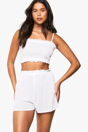 Boohoo Conjunto Para Novia De Pantalón Corto Y Camisola De Estopilla Texturizada Con Volante
