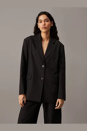 Calvin Klein Blazer de crepé suave de raya diplomática