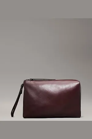 Calvin Klein Clutch oversized de piel napa