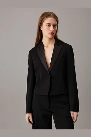 Calvin Klein Blazer de esmoquin de sarga de lana