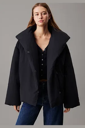 Calvin Klein Chaqueta corta de plumas