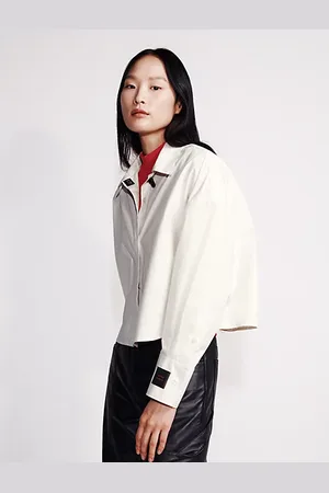 Calvin Klein Camisa cropped con botones de tejido de popelín