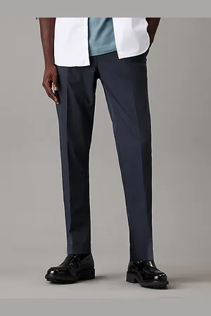 Calvin Klein Pantalones tapered de sarga suave slim