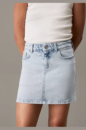 Calvin Klein Minifalda denim acampanada