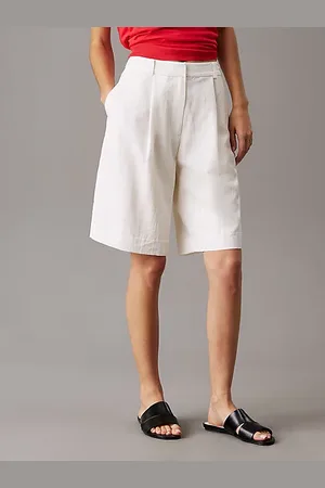 Calvin Klein Shorts anchos con pliegues