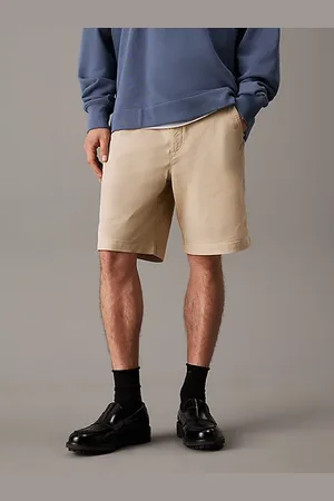 Calvin Klein Shorts chinos de sarga suave