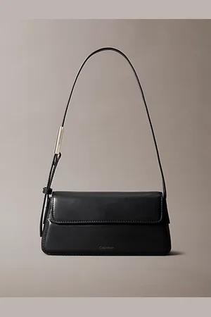 Calvin Klein Bolso pequeño de hombro