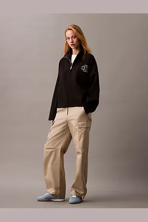 Calvin Klein Chaqueta spacer con cremallera de un cuarto con logo monograma