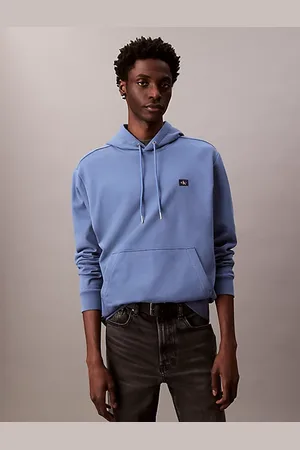 Calvin Klein Sudadera con capucha de felpa de algodón con insignia