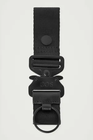 COS WEBBING UTILITY KEYRING