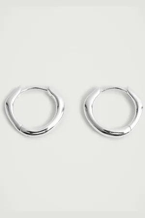COS Pendientes De Aro Huggie En Plata De Ley