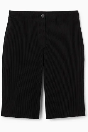 COS Bermudas Plisadas