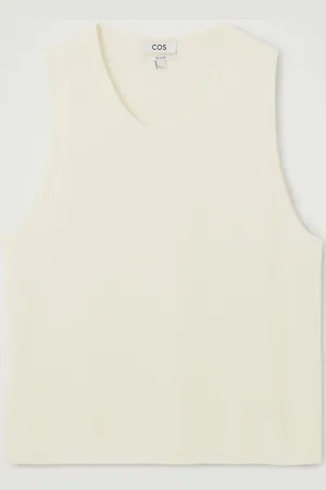 COS Camiseta De Tirantes De Canalé Y Cuello Redondo