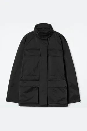 COS Chaqueta Funcional Entallada