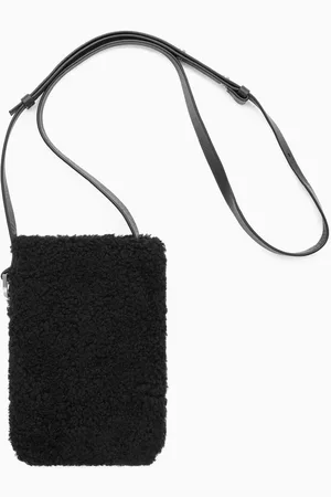 COS Bolso Bandolera De Borreguito