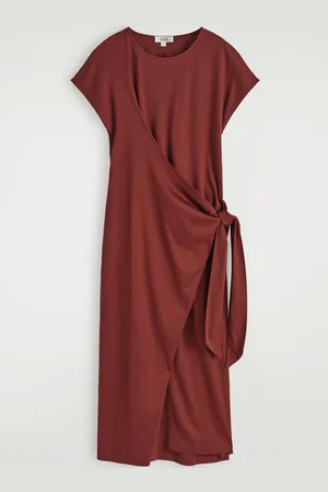 COS Vestido Camiseta Con Frontal Cruzado