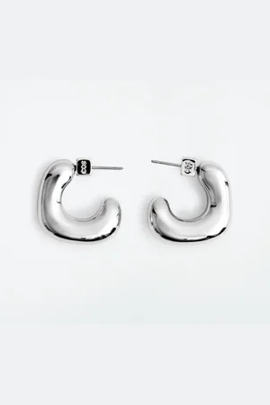 COS Aretes Pequeños Cuadrados Gruesos