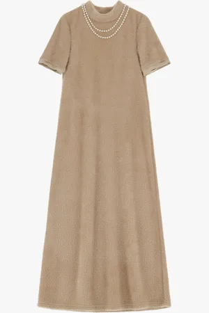 Dixie Vestido largo suave con collar