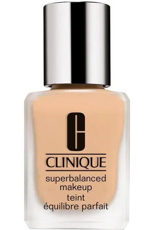 Clinique Superbalanced Make-up Paletas y sets 30 ml 36 - WN 19 BEIGE CHIFFON