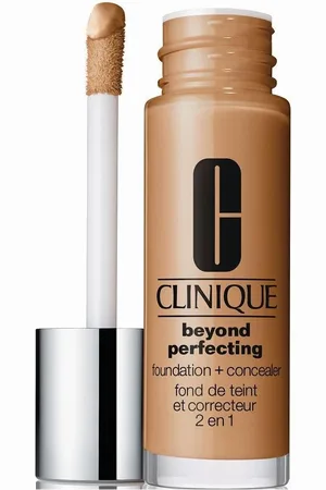 Clinique Beyond Perfecting Bases de maquillaje 30 ml 21 - CREAM CARAMEL