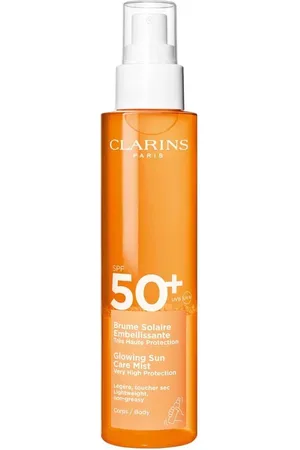 Clarins Sun Care Glowing Mist SPF 50+ Protección solar 150 ml female