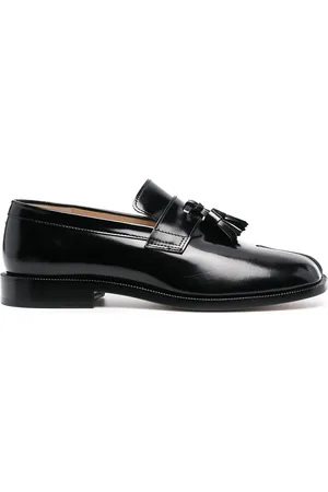 Maison Margiela Mocasines Tabi con detalle de borlas