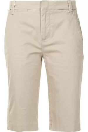 Vince Bermudas chino por la rodilla