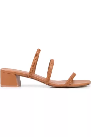 Reformation Mules Assunta con tacón de 35 mm