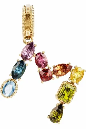 Dolce & Gabbana Colgante Rainbow Alphabet M en oro amarillo de 18 ct con múltiples piedras