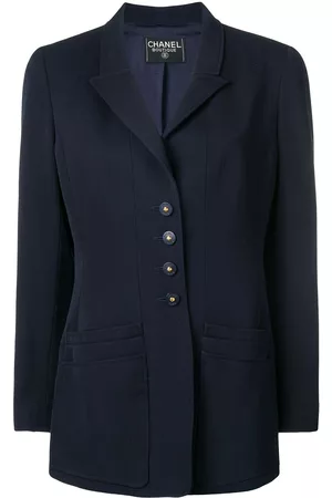 CHANEL Blazer con bolsillos en capas