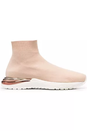 Salvatore Ferragamo Zapatilla con tacón metalizado