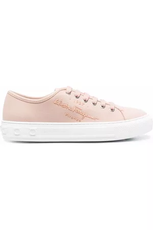 Salvatore Ferragamo Zapatillas bajas con logo en relieve