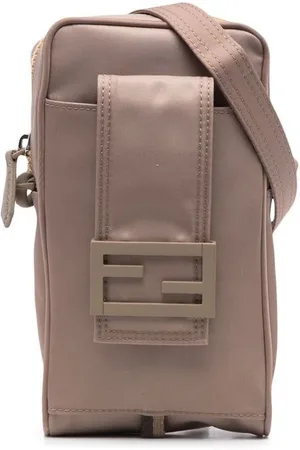 Fendi Bolso messenger con placa del logo
