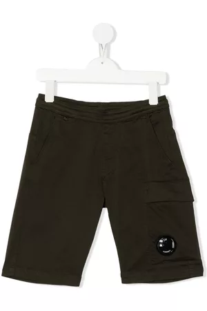 C.P. Company Bermudas cargo con parche del logo