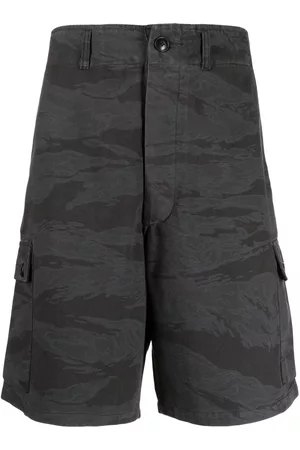 Maharishi Bermudas cargo con motivo militar