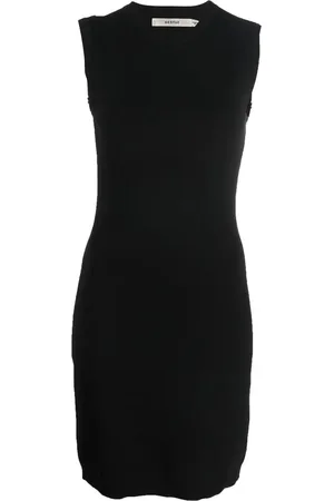 Gestuz Vestido corto con detalle de aberturas