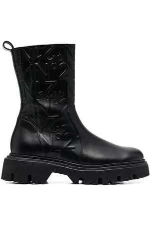 Nº21 Botines con logo en relieve