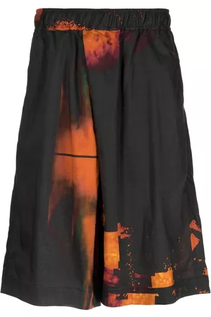 JULIUS Bermudas con estampado tie-dye