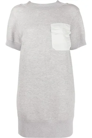SACAI Vestido corto con bolsillo en contraste en el pecho