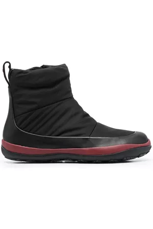 Camper Botas acolchadas con suela gruesa
