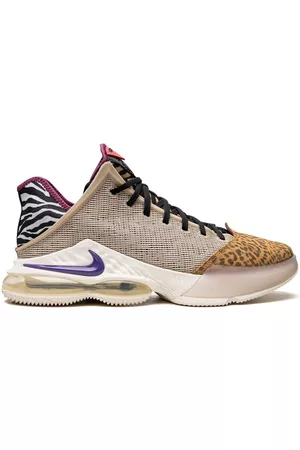 Nike Zapatillas LeBron XIX Low Safari