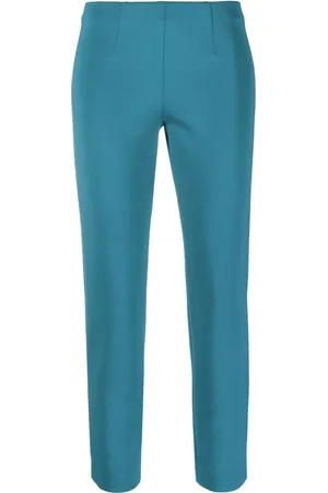BLANCA Pantalones capri Pervinca
