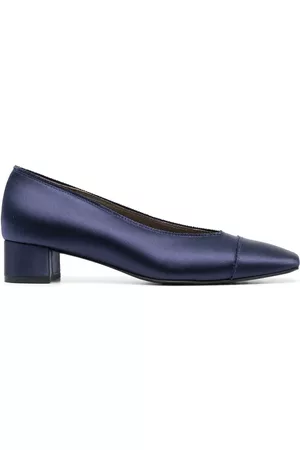 Pedro Garcia Zapatos de tacón bajo con acabado satinado